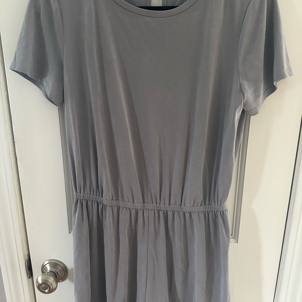 Express SS Romper - Picture 2 of 6